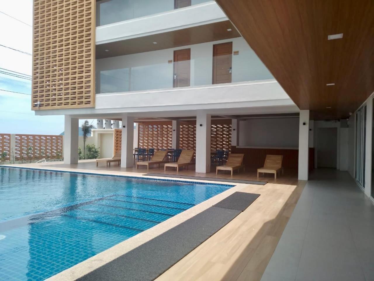 Playa Azul Baler Hotel Exterior photo