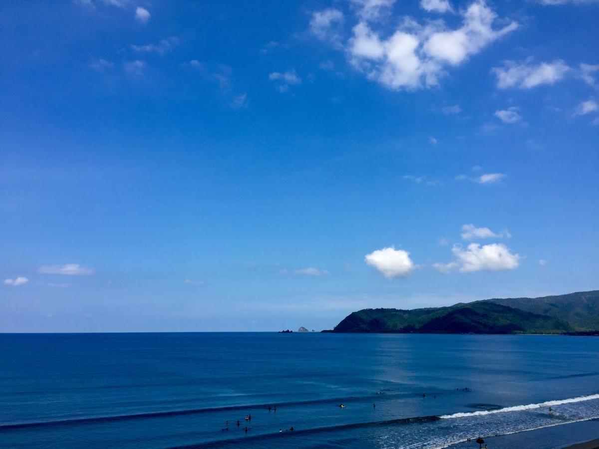 Playa Azul Baler Hotel Exterior photo