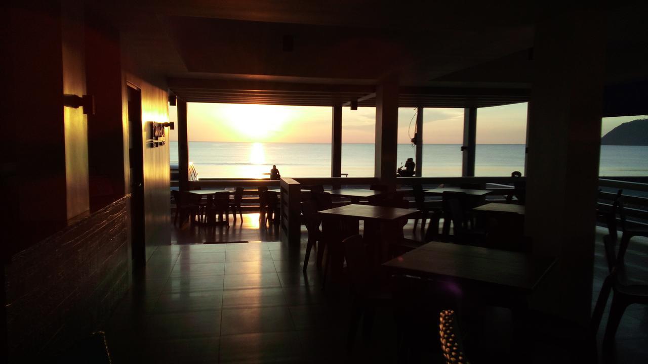 Playa Azul Baler Hotel Exterior photo